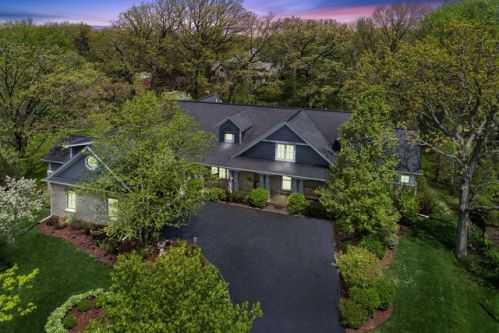 1350 Westcanton Rd, Bannockburn IL  60015-2336 exterior
