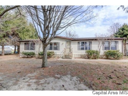 5870 Sweeney Dr, Buckhart, IL 62563-8369