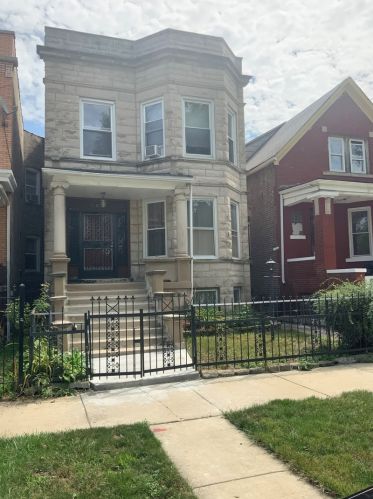 5403 Aberdeen St, Chicago, IL 60609-6043