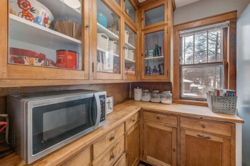 1207 Charlton St, Saint Paul MN  55118-2922 exterior