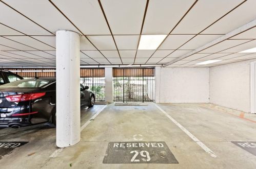 3655 Habersham Rd, Atlanta GA  30305-1142 exterior