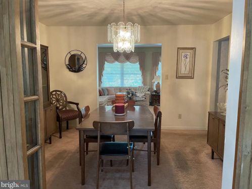 112 Bentley Ln, Lancaster PA  17603-6223 exterior