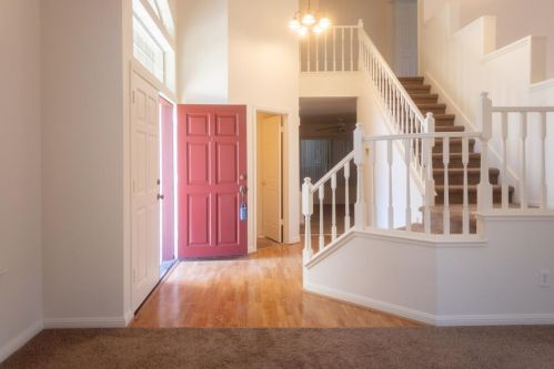 561 Renaissance Dr, Tracy, CA 95376-1444