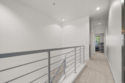 252 Jeanette Ln, Santa Ana CA  92705-6016 exterior