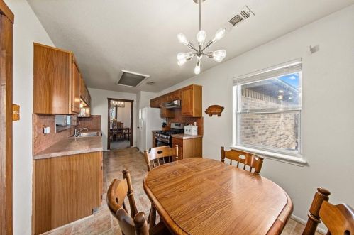 183 Blisard Rd, Webberville TX 78621-5018 exterior