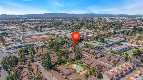 14727 Parthenia St, Van Nuys CA  91402-2952 exterior