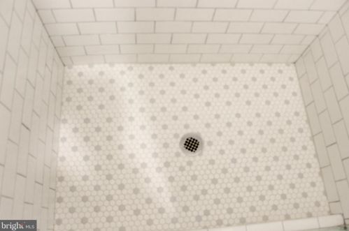 15034 Shamrock Ridge Rd, Silver Spring MD 20906-6107 exterior