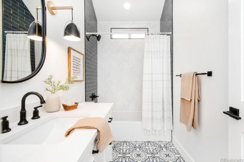 1744 Krameria St, Denver CO  80220-1555 exterior