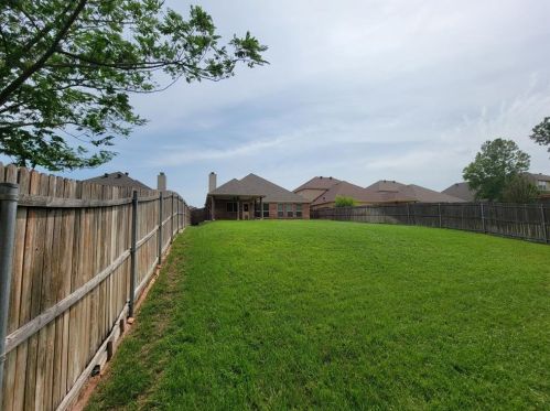 8748 Regal Royale Dr, Fort Worth TX  76108-7947 exterior