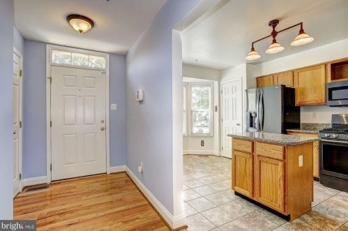 6252 Deep Earth Ln, Columbia, MD 21045-2565