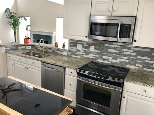 14608 Hawthorne Ct, Addison TX  75001-7969 exterior