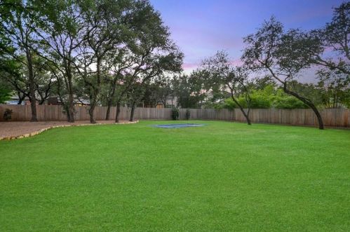 3001 Chatelaine Dr, Austin TX  78746-6895 exterior