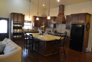 1078 Lake Estates Dr, Hattiesburg, MS 39402-9613