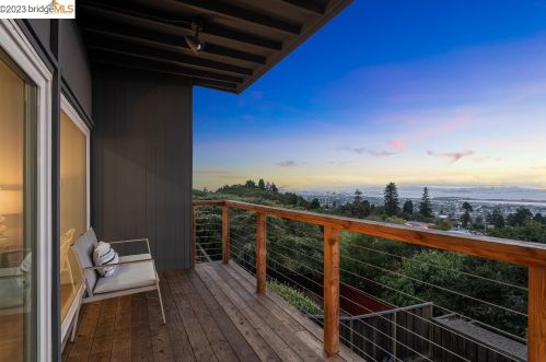 264 Yale Ave, Berkeley, CA 94708-1048