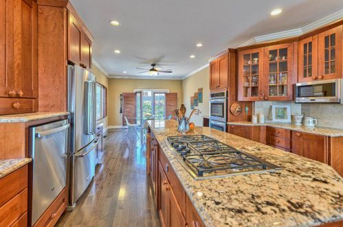 1312 Flores St, Seaside CA exterior