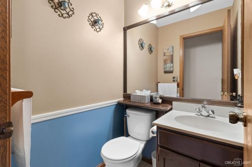 1080 Birchbark Trl, Carol Stream IL  60188-9186 exterior