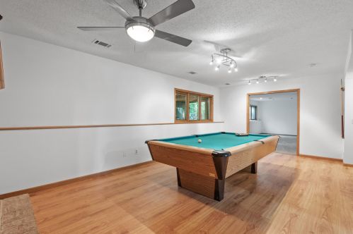 15864 Garden View Ct, Saint Paul MN  55124-7015 exterior