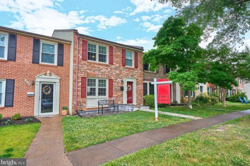277 Gundry Dr, Falls Church, VA 22046-4117