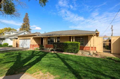 1531 Locke Rd, Modesto, CA 95355-4343