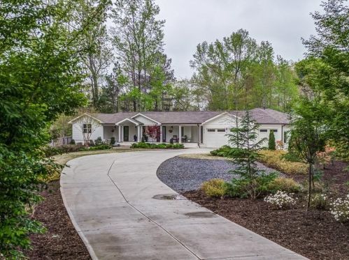 5161 Timber Ridge Rd, Marietta, GA 30068-1537