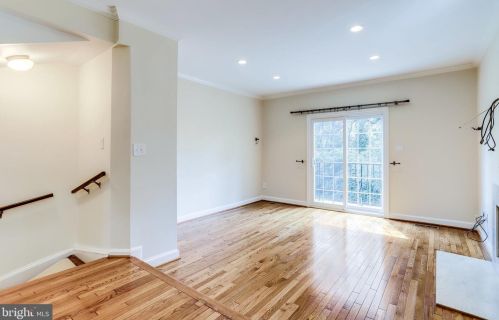 1824 21st St, Arlington VA  22209-1003 exterior