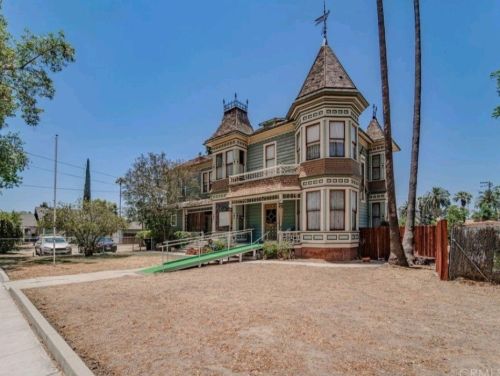 3121 Mulberry St, Riverside CA  92501-2969 exterior