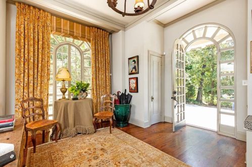 3119 Habersham Rd, Atlanta GA  30305-2939 exterior