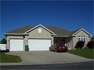 1403 Singing Hills Dr, Lonsdale, MN 55046-4384
