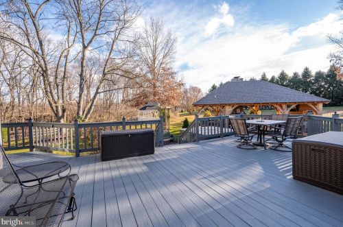 874 Pheasant Hill Rd, Summit Point WV  25446-3634 exterior