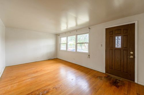 11753 Throop St, Chicago, IL 60643-5124