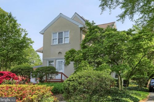 1130 Wheatland Ave, Lancaster PA  17603-2543 exterior