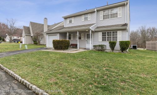 65 Nottingham Dr, Old Bridge, NJ 08857-3244