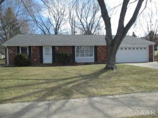 2112 Granada Dr, Pekin IL  61554-6307 exterior