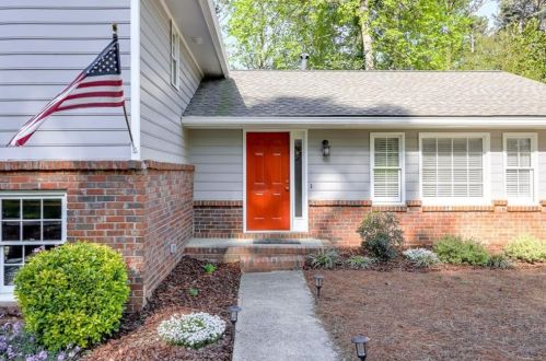 4395 Reef Rd, Marietta, GA 30066-1860