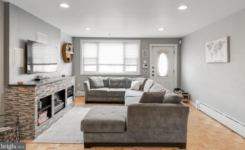 1318 Jackson St, Philadelphia PA  19148-2930 exterior