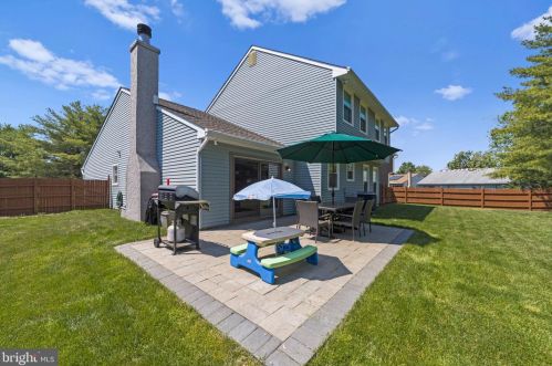6 Oleander Dr, Mount Laurel NJ  08054-3601 exterior