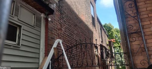 517 52nd St, Philadelphia, PA 19143-1508