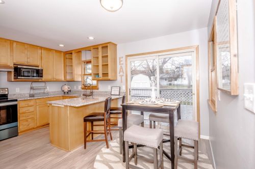 1225 Belmont Ln, Saint Paul MN  55109-3406 exterior