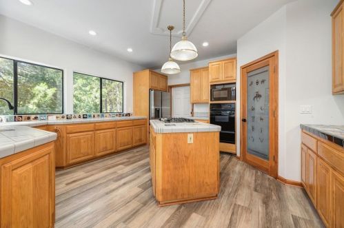 22270 Todd Valley Rd, Michigan Bluff CA  95631-9508 exterior