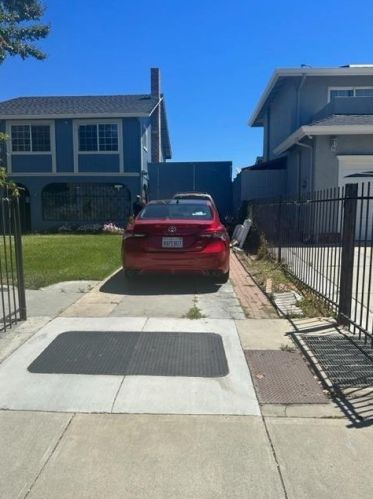 2868 Stallion Way, San Jose, CA 95121-1737