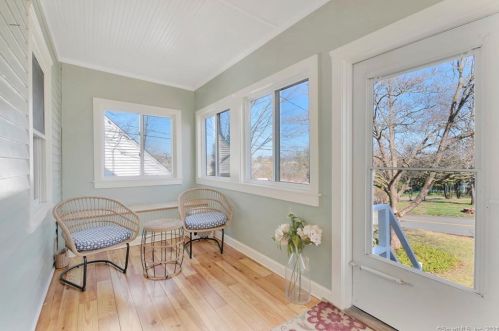 267 Nicholson St, Hartford, CT 06111-4357