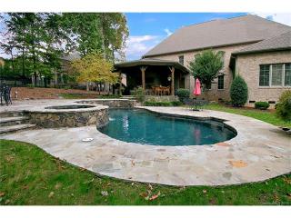 1924 Smarty Jones Dr, Waxhaw, NC 28173-7222