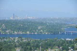 4634 Somerset Ave, Bellevue, WA 98006-3017