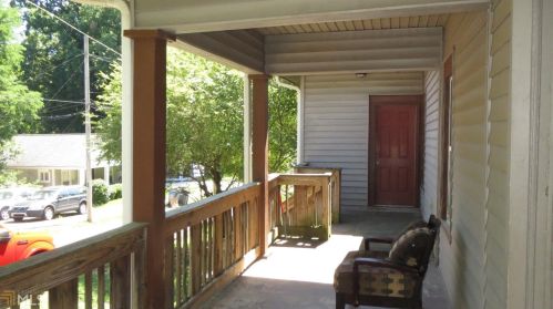 2718 Harris St, Atlanta GA  30344-6925 exterior