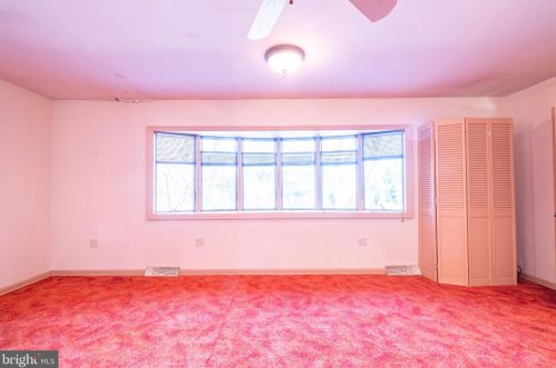 36 Nelson Ridge Rd, Princeton NJ  08540-7436 exterior