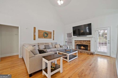 7120 Creek Ridge Dr, Gainesville, GA 30506-7063