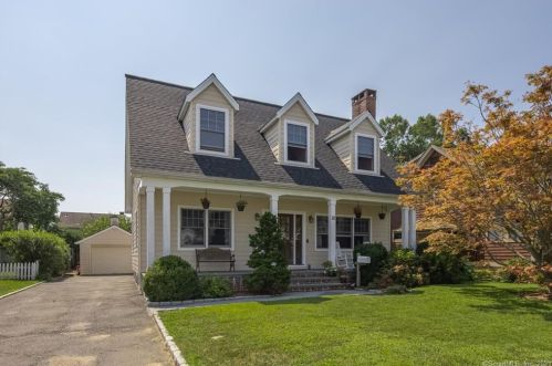 10 Alden Ave, Norwalk, CT 06855-2502