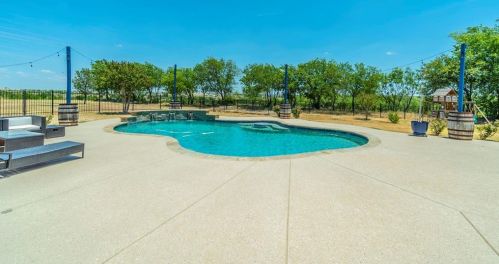 3417 Bay Breeze Ln, Fort Worth TX  76179-3846 exterior