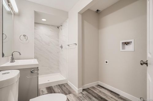 1887 Fundy Way, Aurora CO  80017-4628 exterior