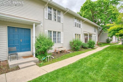 1927 Oakland Way, Aurora, CO 80014-1137